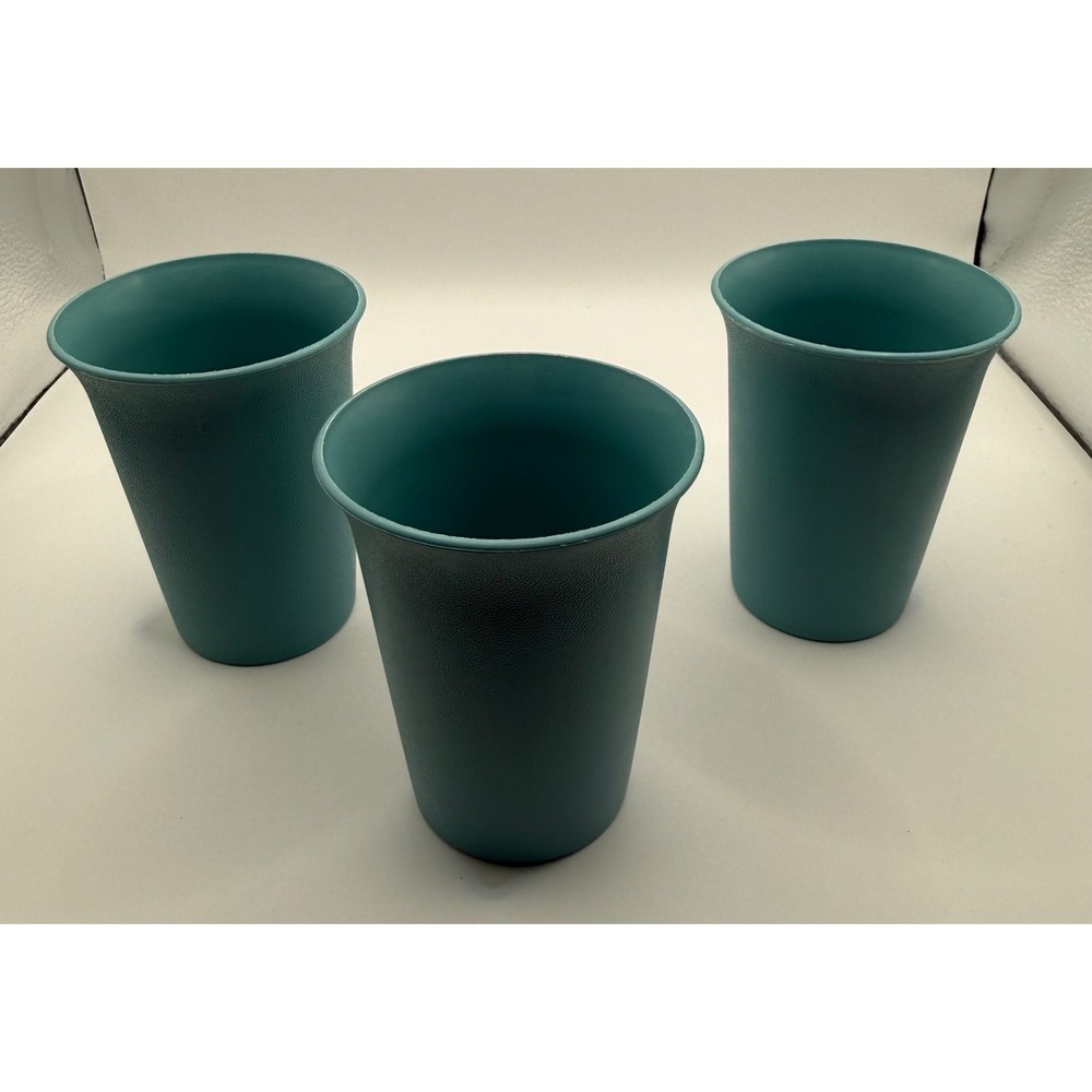 Vintage‎ Tupperware Teal Blue Tumblers 16oz Cups Set of 3 Made in USA 109-28